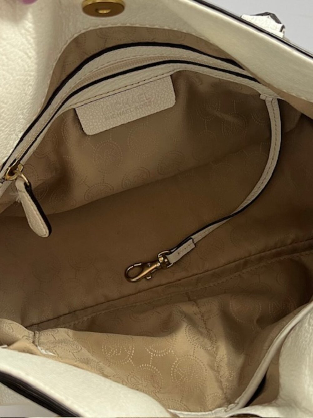 MICHAEL KORS HAMILTON EAST WEST WHITE/BLUE LOCK & KEY LEATHER SATCHEL MEDIUM EUC - Picture 13 of 15